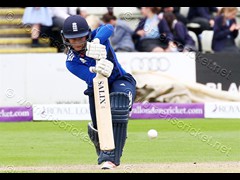 160622-154-Tammy Beaumont-Eng
