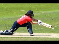 160705_008-Tammy Beaumont-Eng