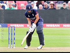 170718_444-Nat Sciver plays the Natmeg-Eng