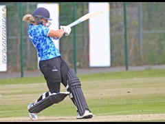 200801_039-Issy Collis-Ssx