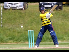 220430_019-Kirstie White-Str