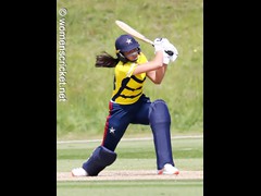 220430_099-Emma Jones-Str