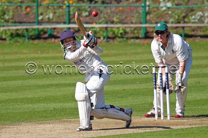 [Sophie le Marchand] � Don Miles