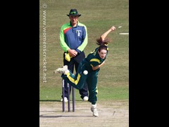 130823_061-Megan Schutt-Aus