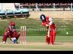 131103_129-Tammy Beaumont-Eng