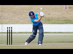 150213_0200-Lauren Winfield-Eng