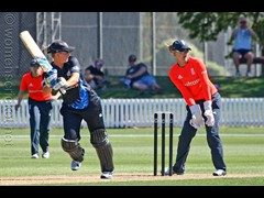 150223_225-Sophie Devine-NZ