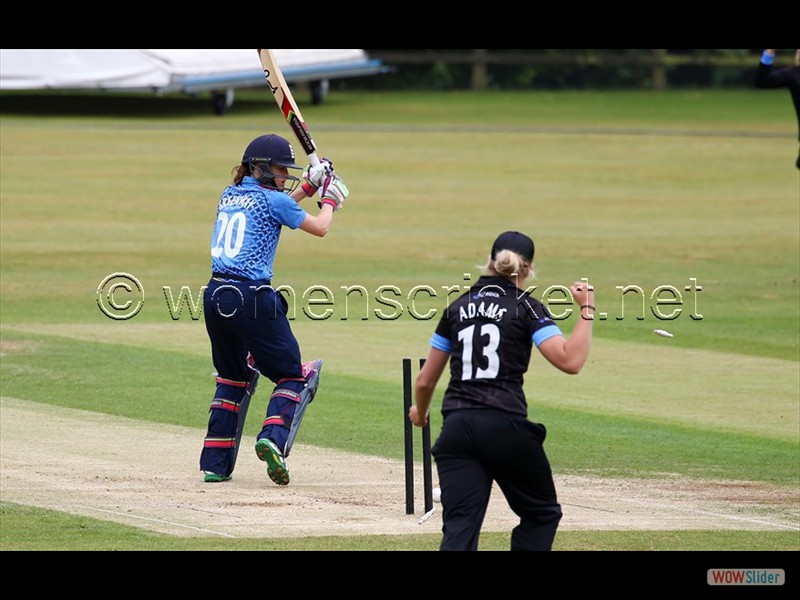 150705_058-Lydia Greenway-Knt-bld 150705_058-Lydia Greenway-Knt-bld