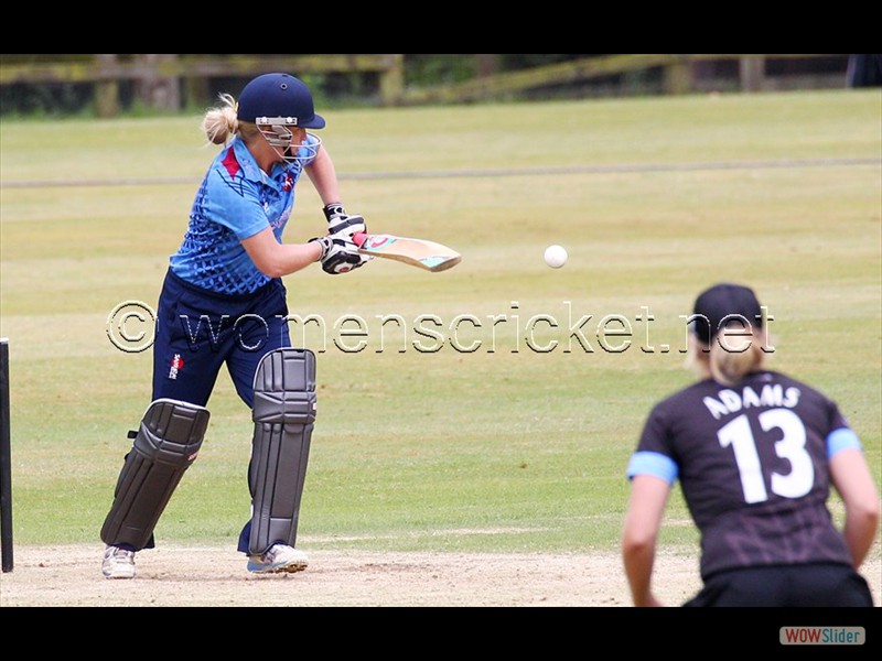 150705_157-Lauren Griffiths-Knt 150705_157-Lauren Griffiths-Knt