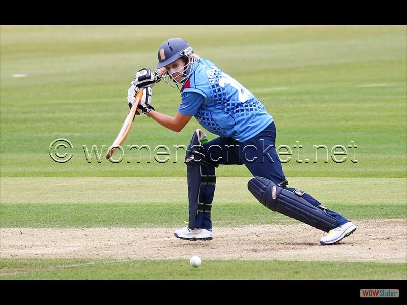 150705_170-Kara Sutherland-Knt 150705_170-Kara Sutherland-Knt