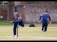 160502_023-Tash Farrant-Knt