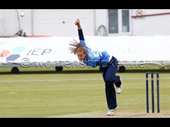 160502_144-Tash Farrant-Knt