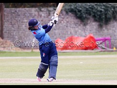 160502_222-Tammy Beaumont-Knt