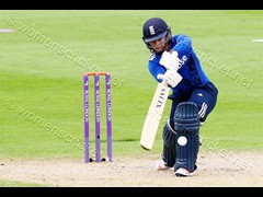 160622_036-Tammy Beaumont-Eng