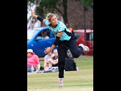 160809_074-Alex Hartley-Str