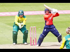 180623_127-Tammy Beaumont-Eng