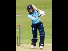 190606_134-Amy Jones-Eng