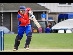 110514_092-Anya Shrubsole-S4s