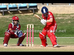 131103_119-Tammy Beaumont-Eng