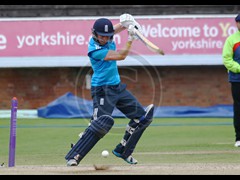 140821_669-Heather Knight-Eng
