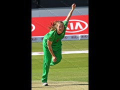 160821_046-Anya Shrubsole-Stm