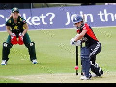 110707_046-Wyatt-Danielle-Eng