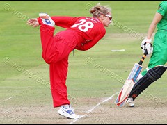 160731_343-Danni Wyatt-Tdr